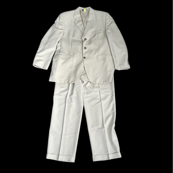 Chaps Light Weight Off White Suit - Picture 1 of 16